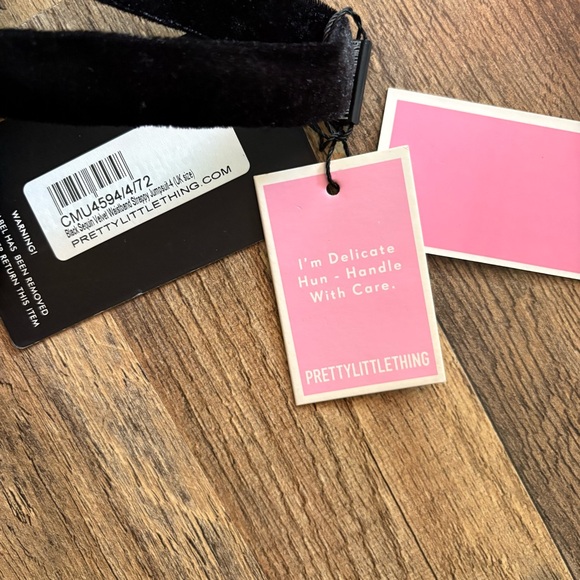 PrettyLittleThing Black Sequin Jumpsuit - Picture 3 of 7